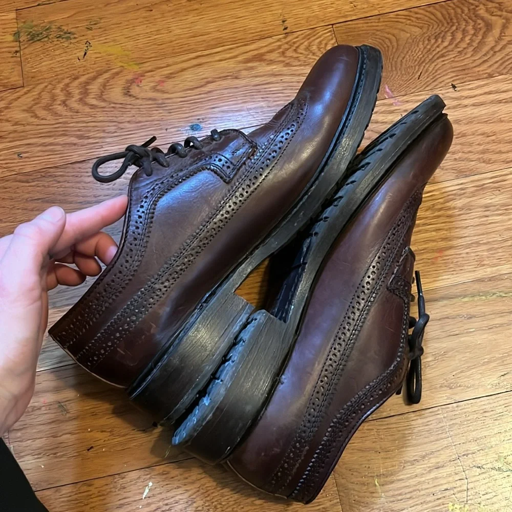 FRYE men’s wingtip brown dress shoes